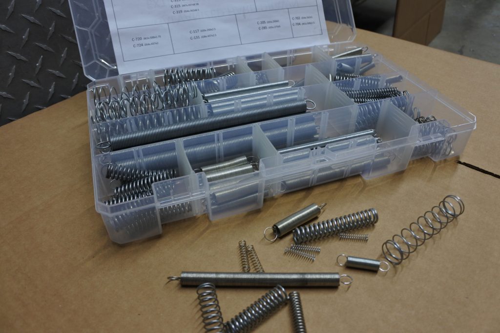 Ajax 174 piece compression and extension spring assortment